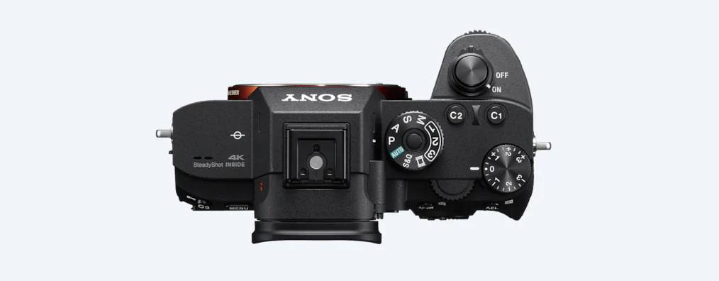 Sony α7R III with 35mm Full-Frame Image Sensor Camera - ILCE7RM3A/B