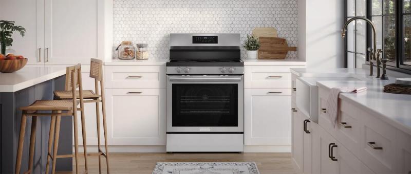 30" Frigidaire Gallery 5.3 Cu. Ft. Rear Control Electric Range with Total Convection - GCREC059BF