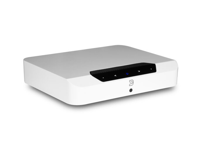 Bluesound Compact Wireless Music Streaming Amplifier in White - N230WHTUNV